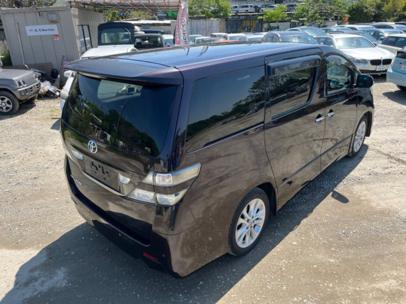 VELLFIRE-3