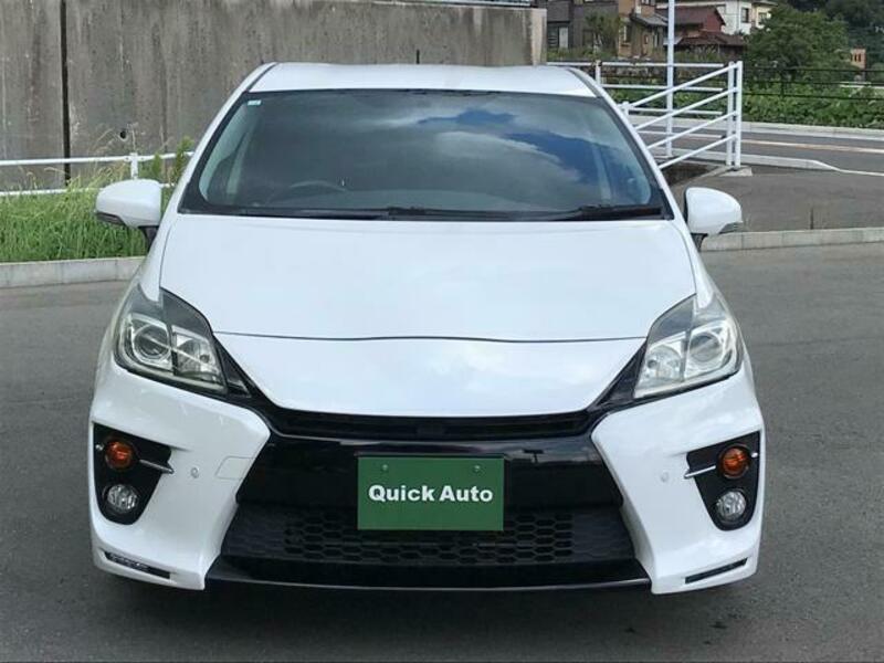 PRIUS-4