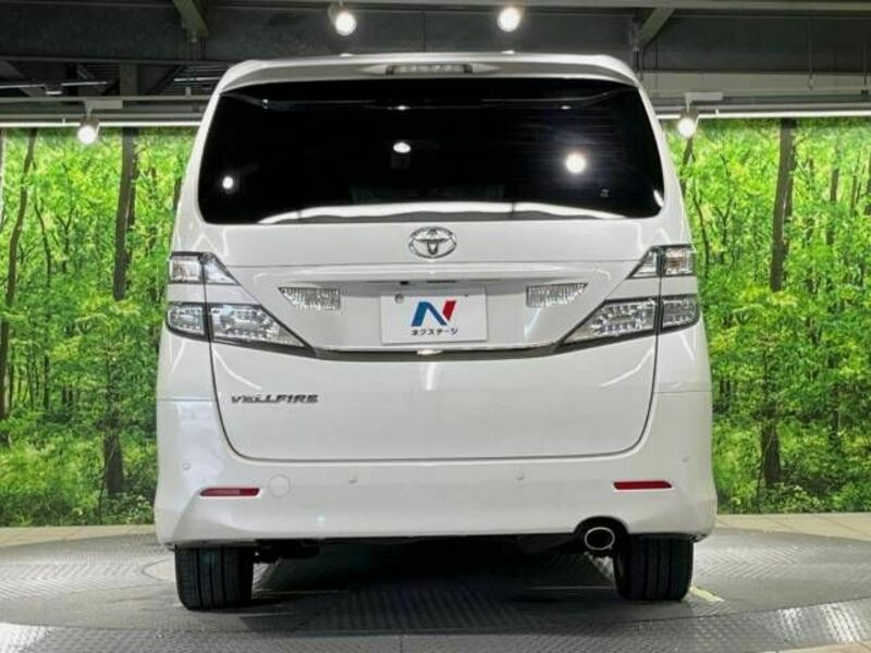 VELLFIRE-16