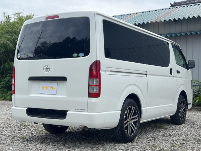 HIACE VAN-4