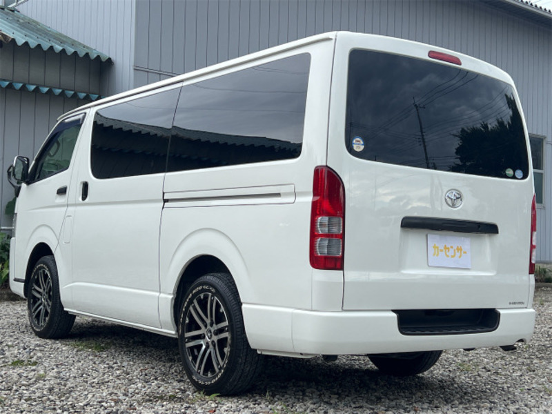 HIACE VAN-6