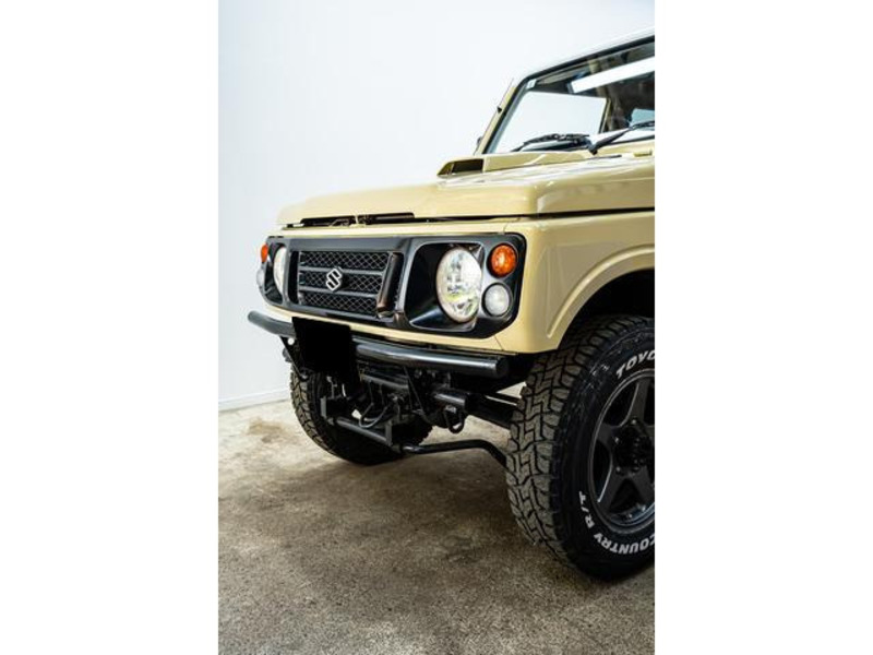 JIMNY-12