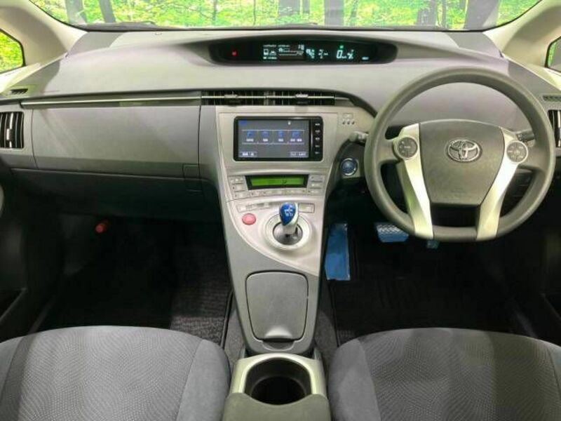 PRIUS-1