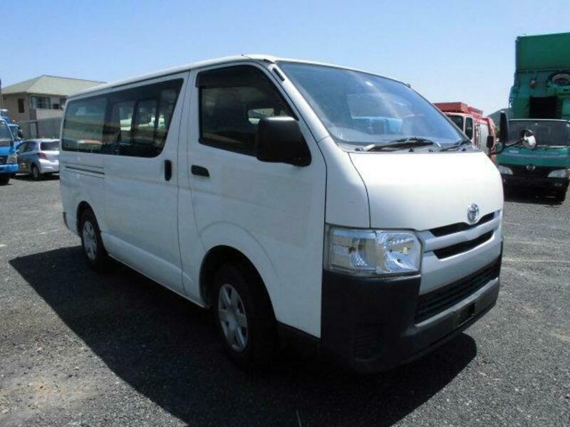 HIACE VAN-1