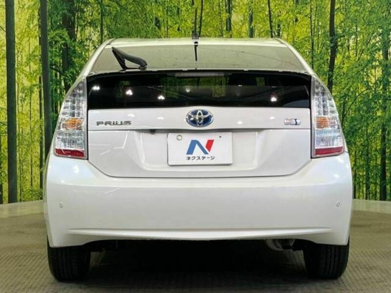 PRIUS-15