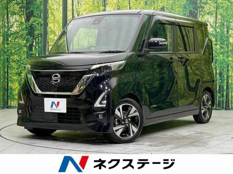 NISSAN　ROOX