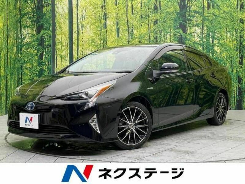 TOYOTA　PRIUS