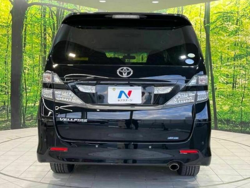 VELLFIRE-15