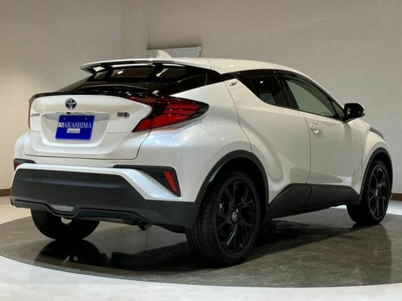 C-HR-4