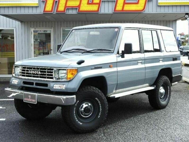 TOYOTA　LAND CRUISER PRADO