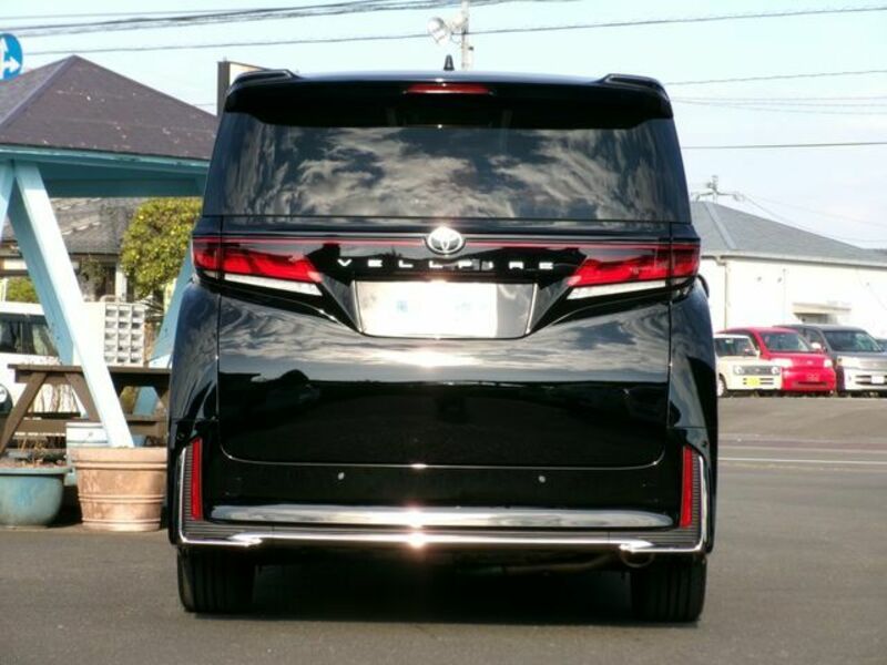 VELLFIRE-5