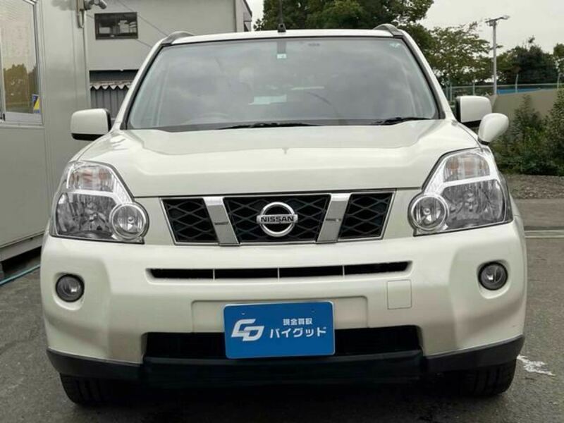 X-TRAIL-1