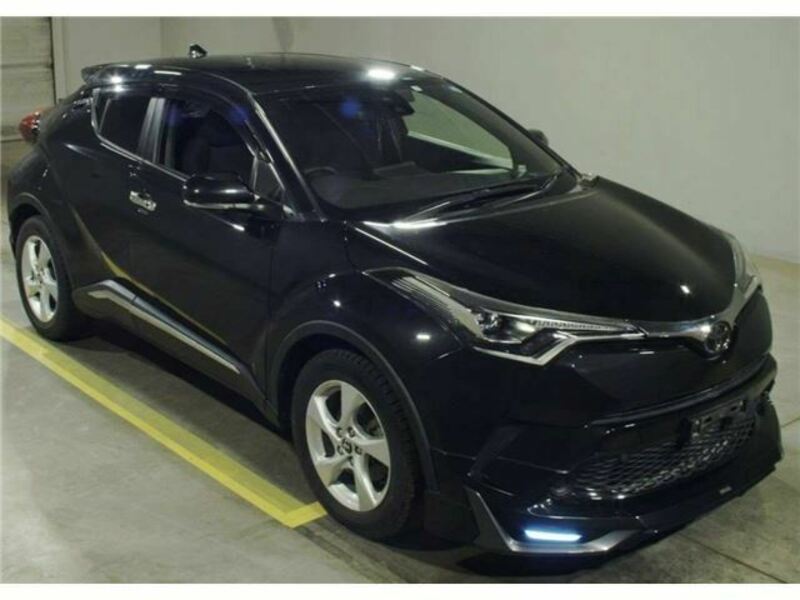 TOYOTA　C-HR