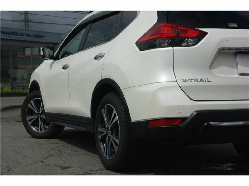 X-TRAIL-5