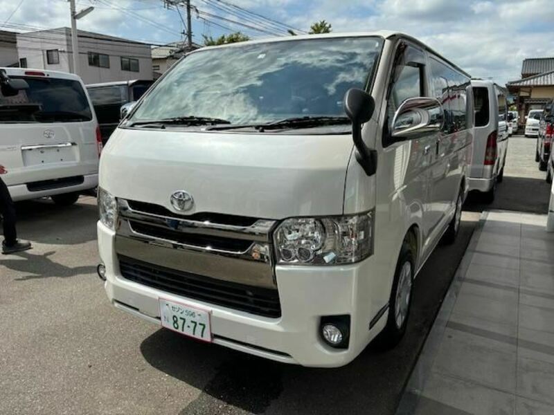 HIACE VAN-1