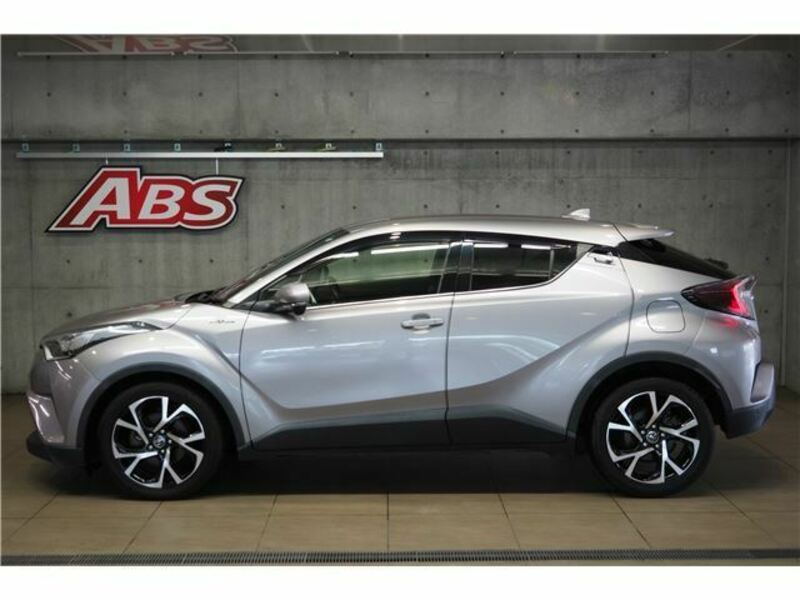 C-HR-4