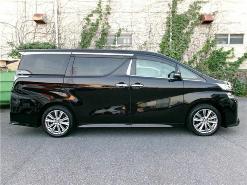 VELLFIRE-5