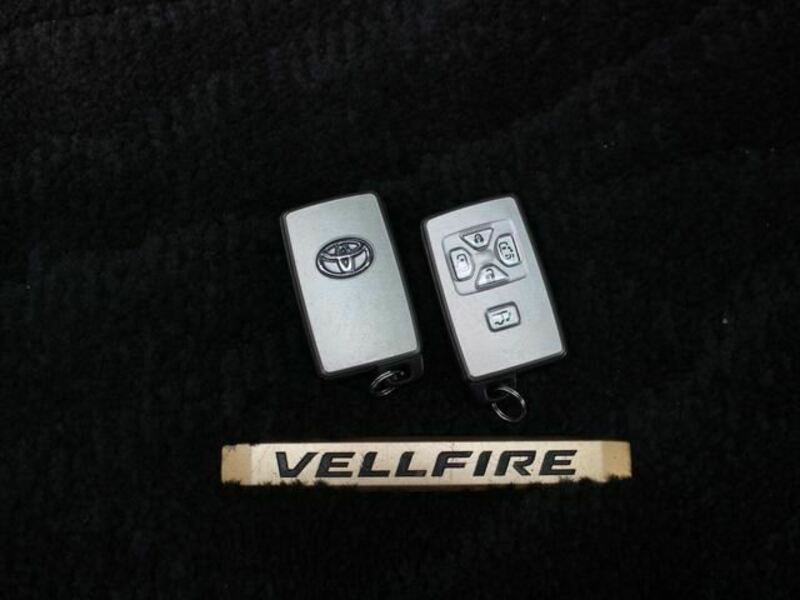 VELLFIRE-15