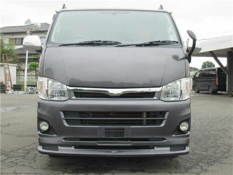 HIACE VAN-1