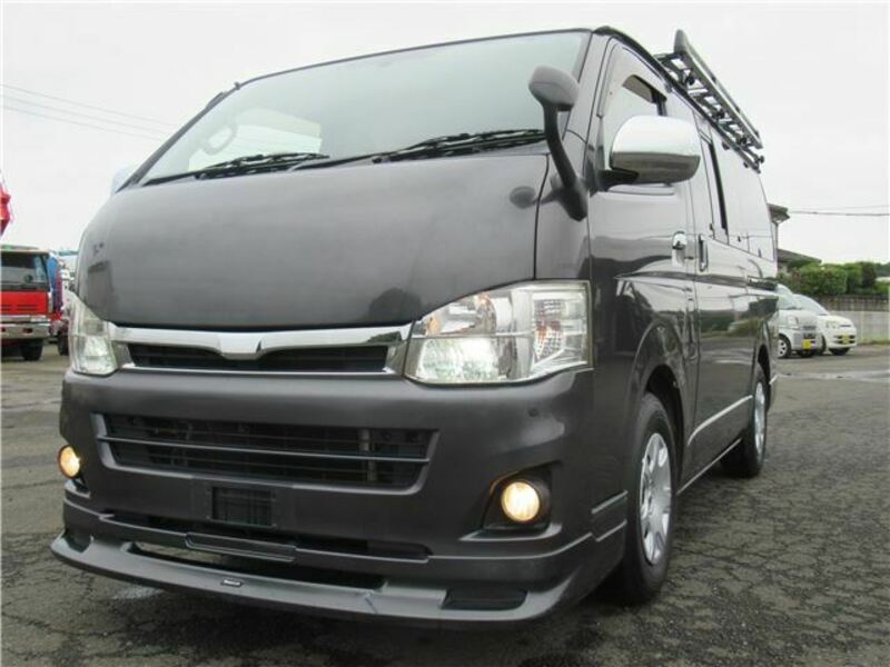 HIACE VAN-10