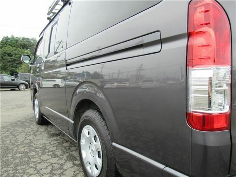 HIACE VAN-18