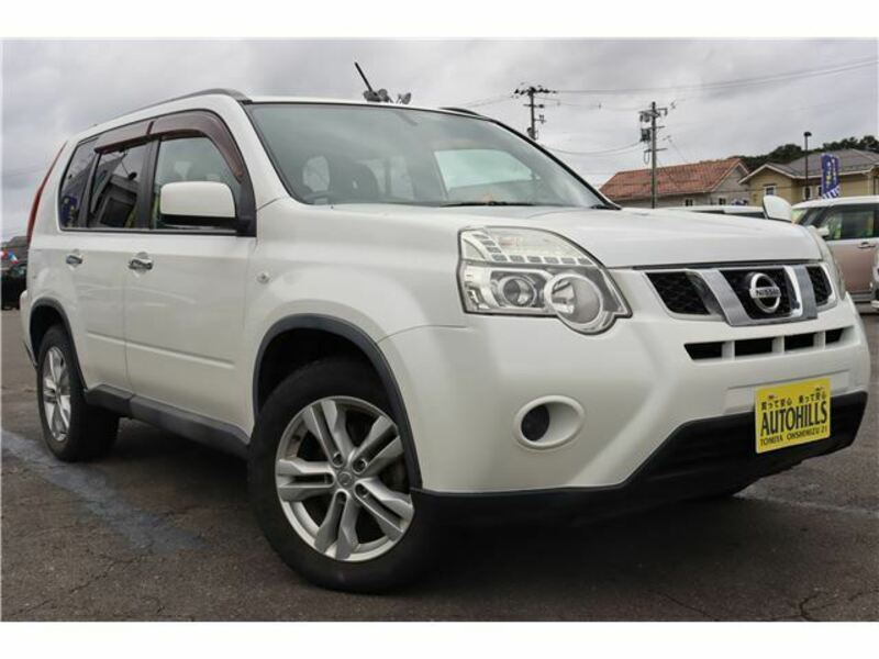 NISSAN　X-TRAIL