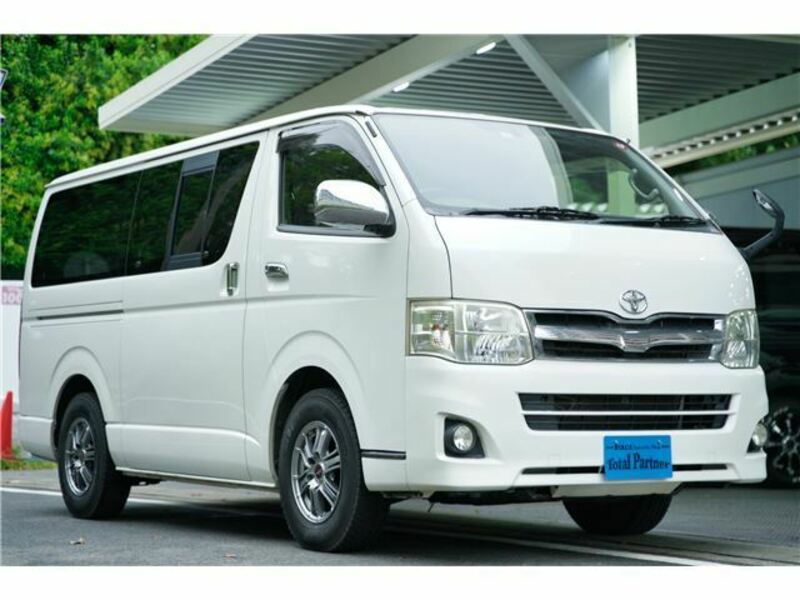 HIACE VAN