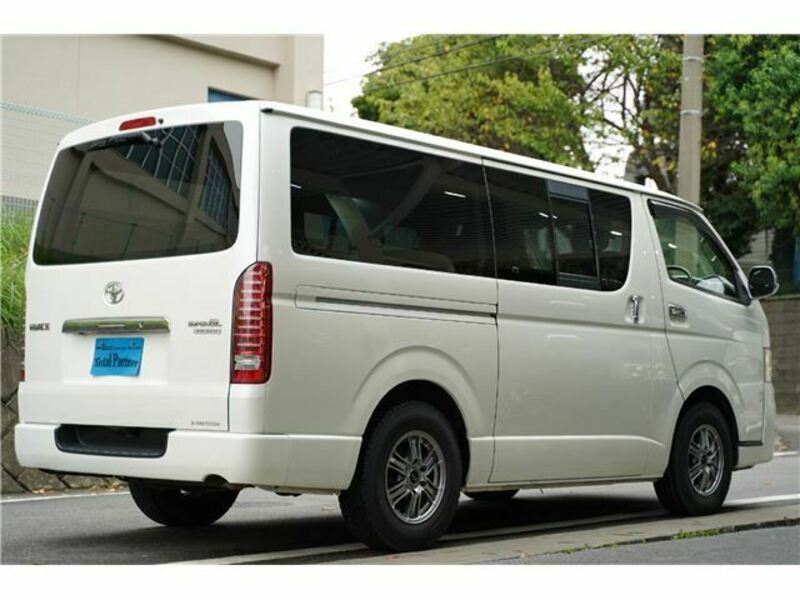 HIACE VAN-12