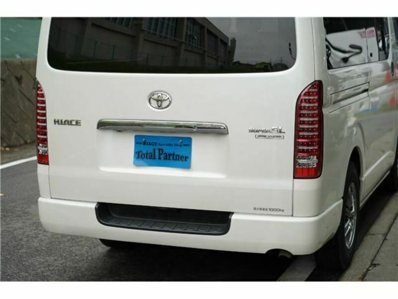 HIACE VAN-15