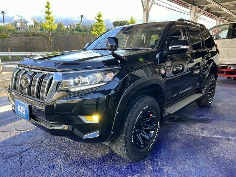 TOYOTA　LAND CRUISER PRADO