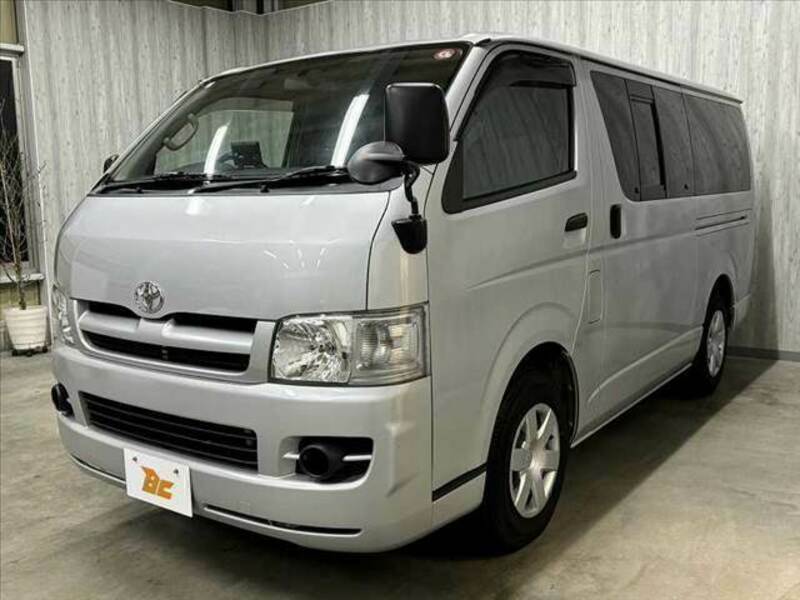 HIACE VAN-9