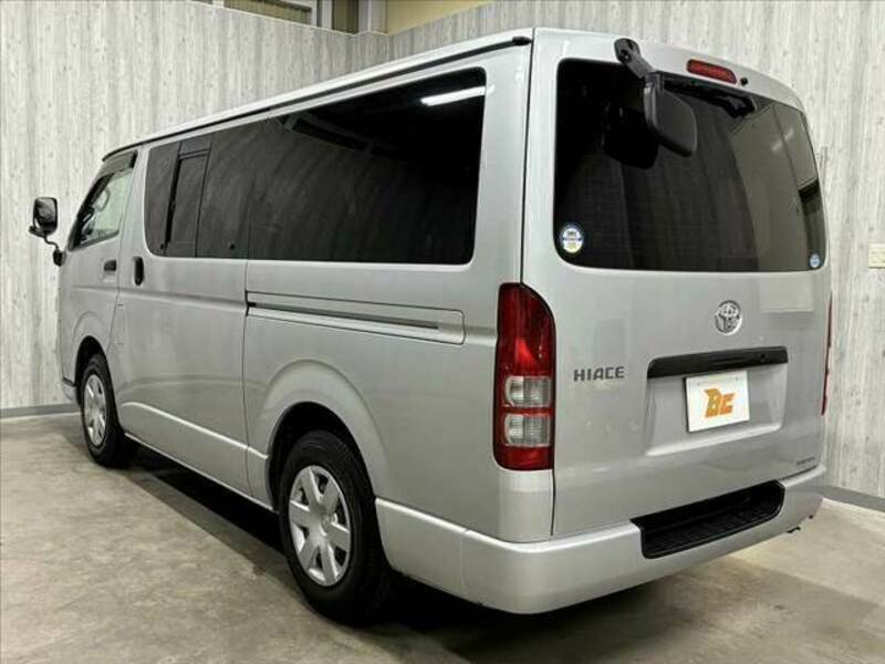 HIACE VAN-12