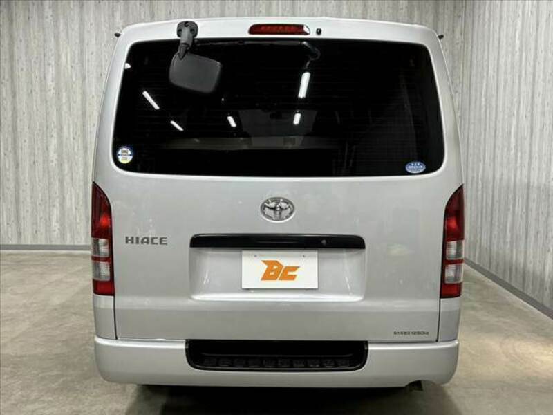 HIACE VAN-13