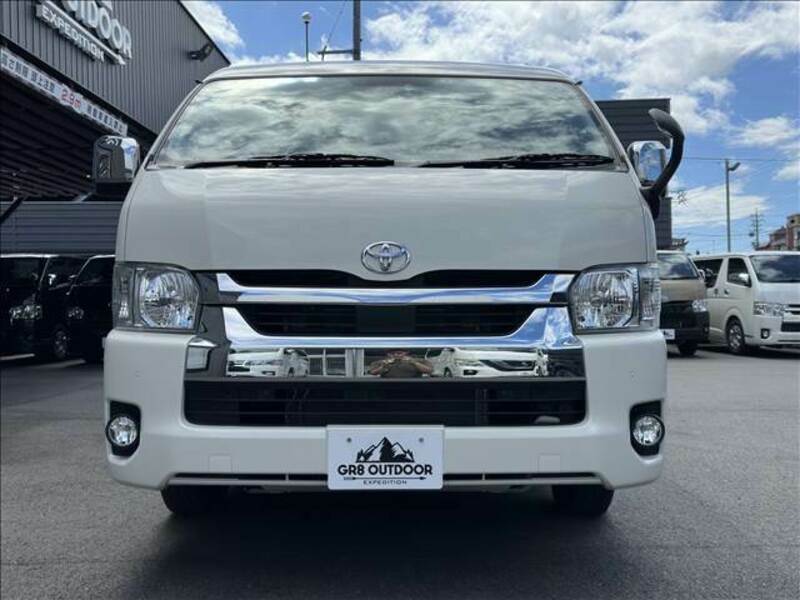 HIACE VAN-1