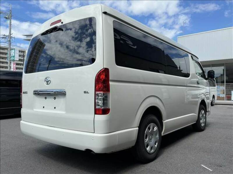 HIACE VAN-14