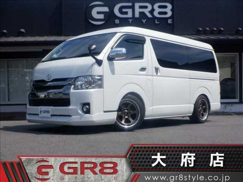 TOYOTA　HIACE VAN