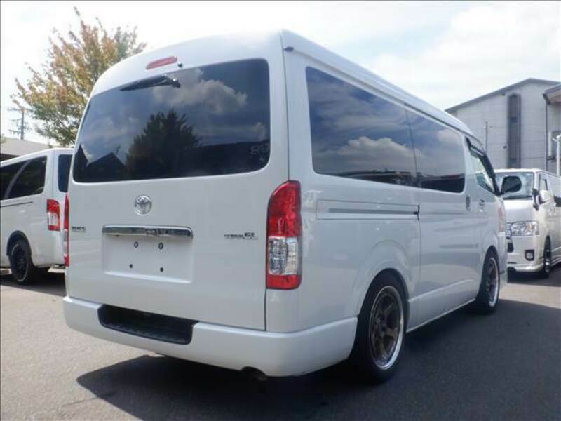 HIACE VAN-14