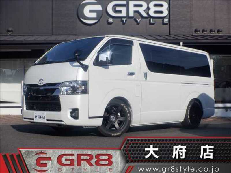 TOYOTA　HIACE VAN