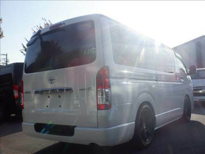 HIACE VAN-14