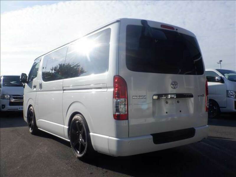 HIACE VAN-15