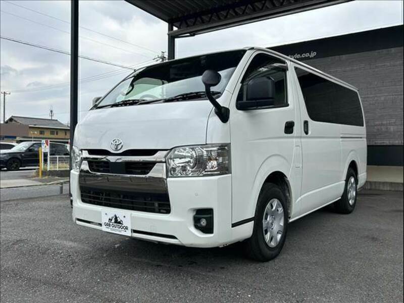 HIACE VAN-11