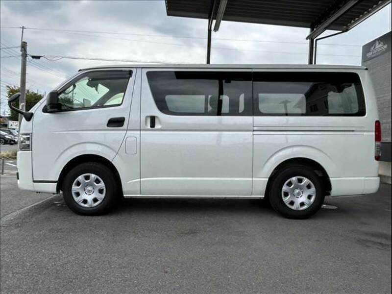 HIACE VAN-13