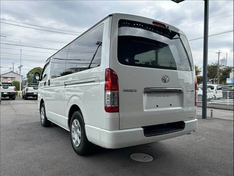 HIACE VAN-15