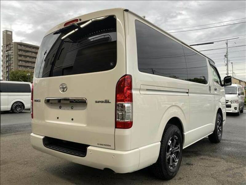 HIACE VAN-14