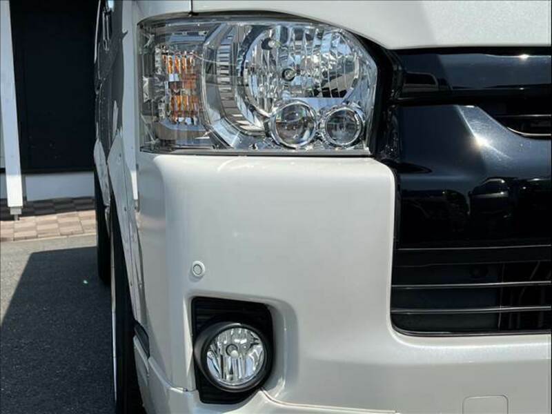 HIACE VAN-4