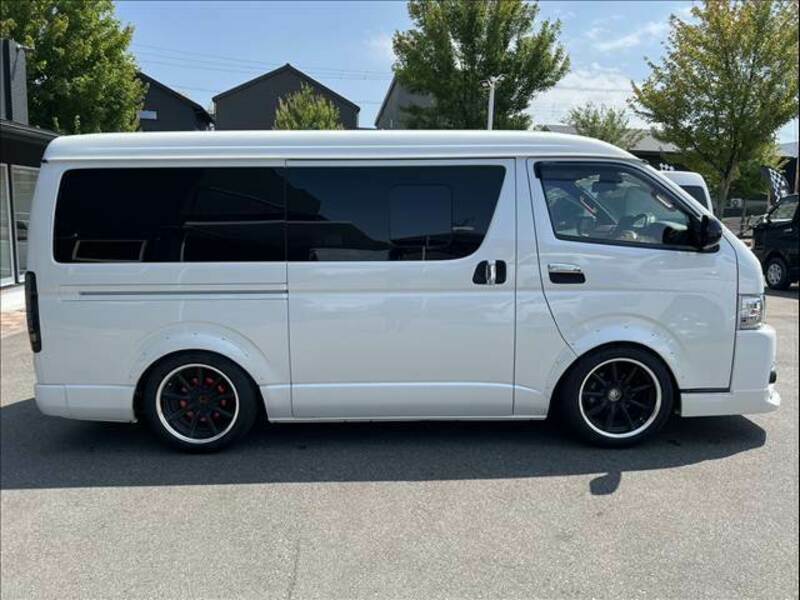 HIACE VAN-7