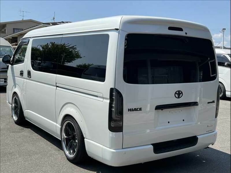 HIACE VAN-10