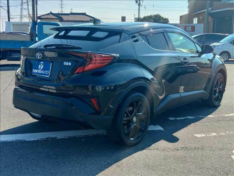 C-HR-2