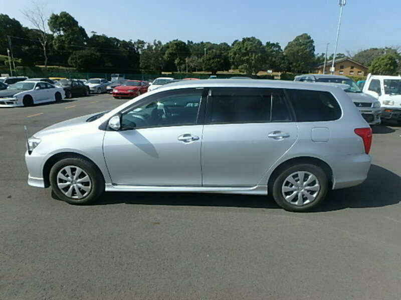 COROLLA FIELDER