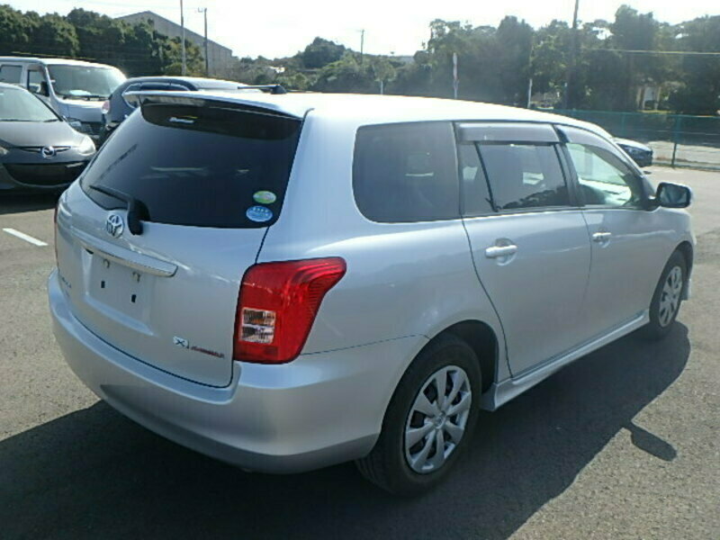 COROLLA FIELDER
